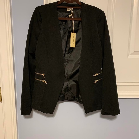 Black Blazer with zippers - Picture 1 of 2